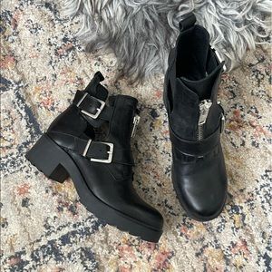 Steve Madden ravish combat moto sole boot bootie